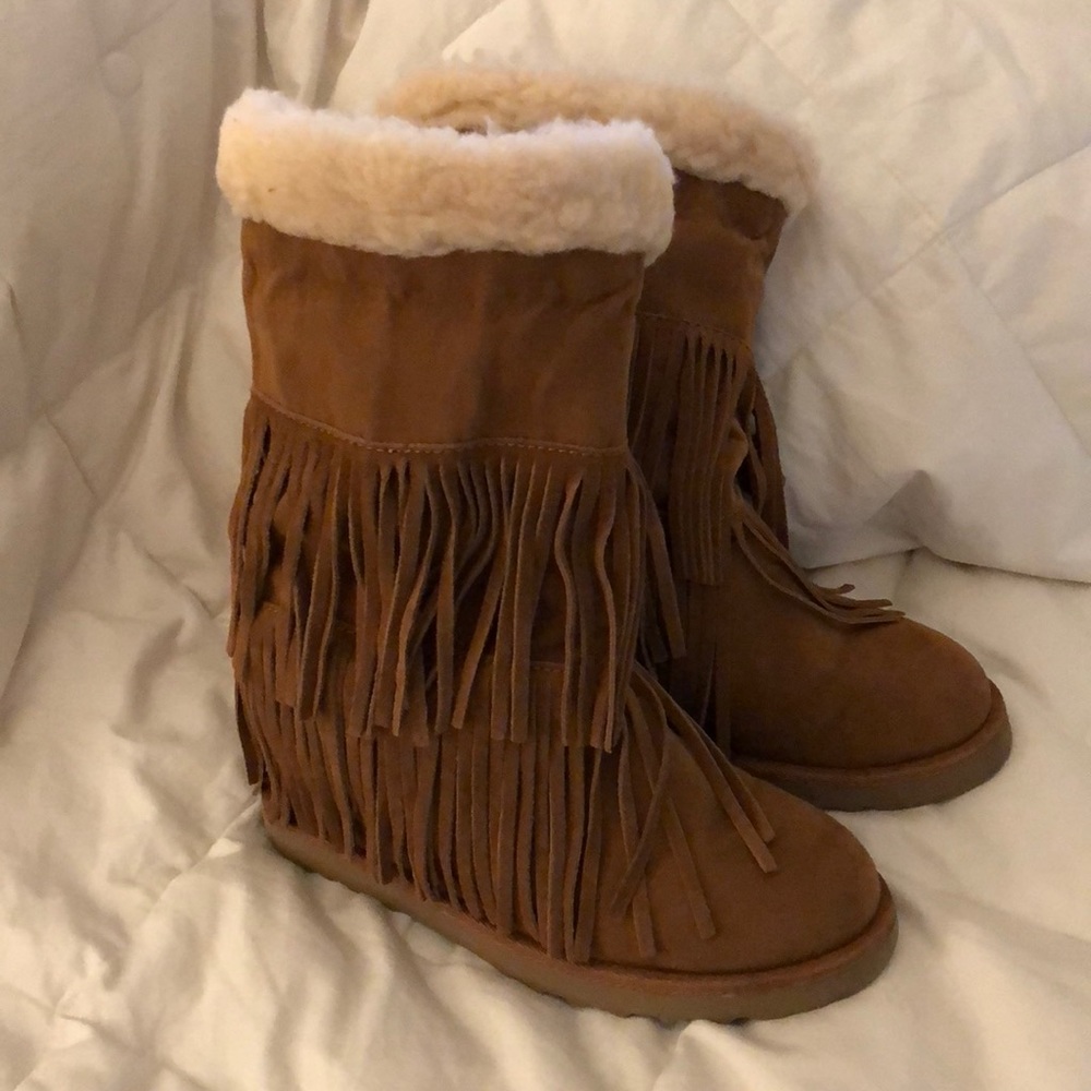madden suede fringe boots